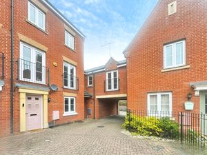 ROPER CLOSE- click for photo gallery